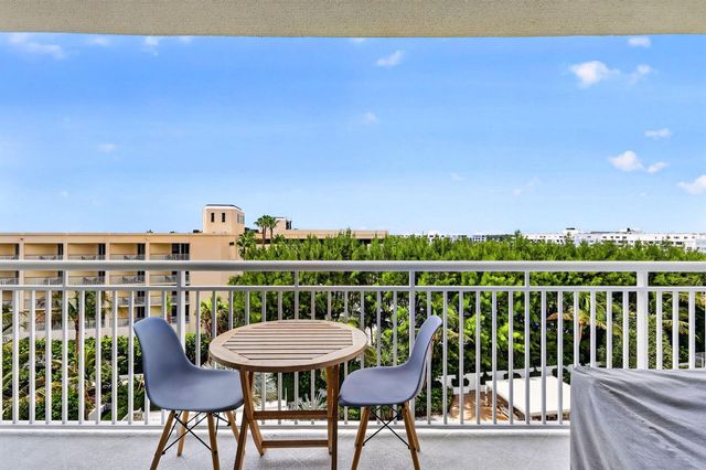 2780 S OCEAN Boulevard 607, Palm Beach, FL 33480