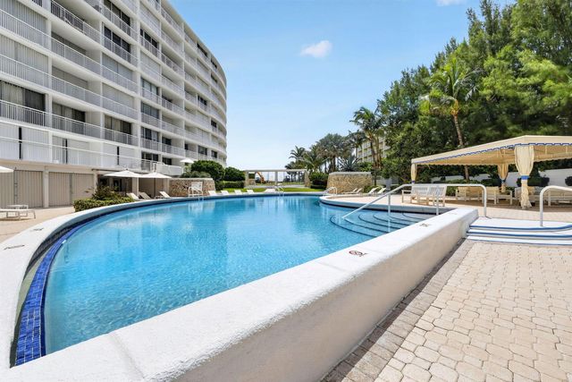 2780 S OCEAN Boulevard 607, Palm Beach, FL 33480
