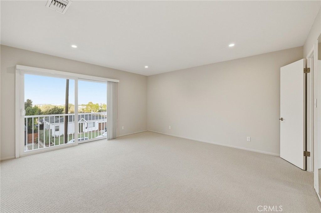 Image 17 of property listing at 4070 Bluff Street, Torrance, CA 90505