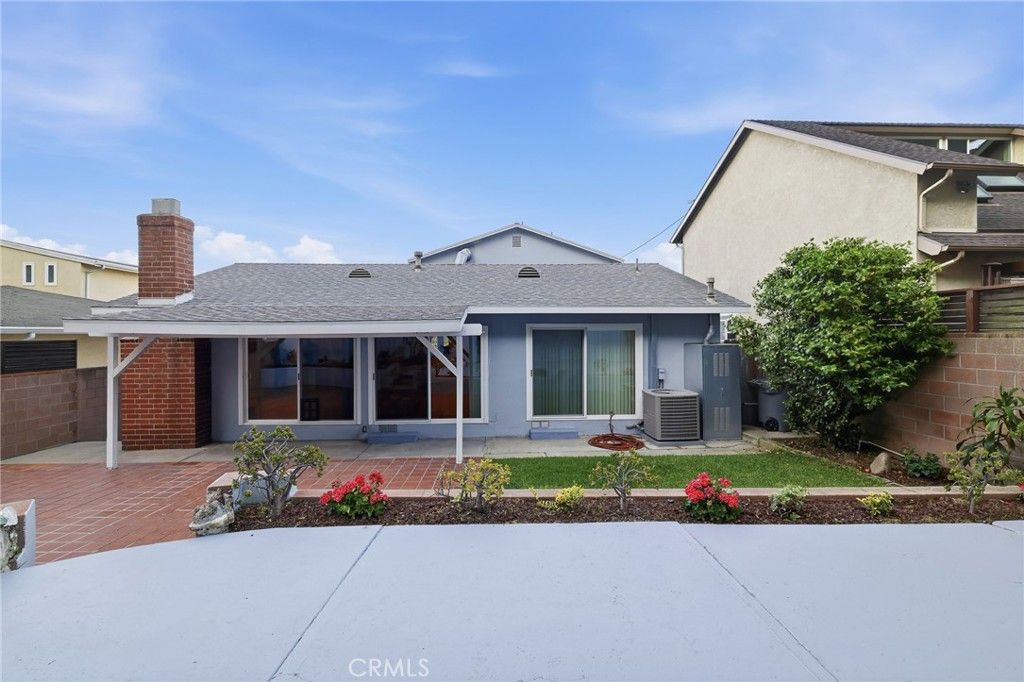 Image 34 of property listing at 4070 Bluff Street, Torrance, CA 90505