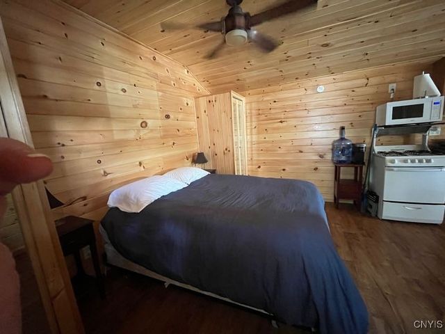 39498 Hyde Lake Road, Theresa, NY 13691