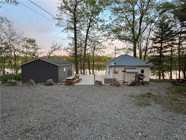 39498 Hyde Lake Road, Theresa, NY 13691