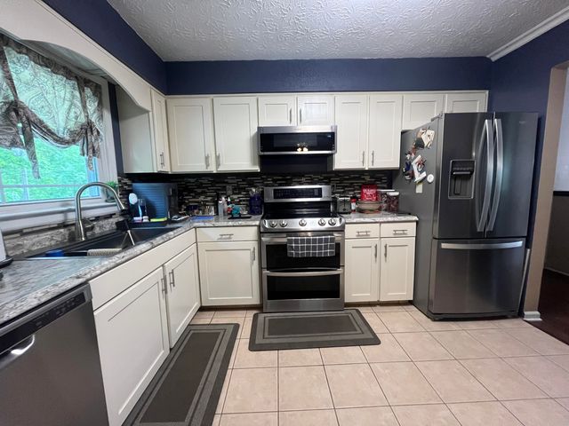 140 Tuit Acres Drive, Corbin, KY 40701