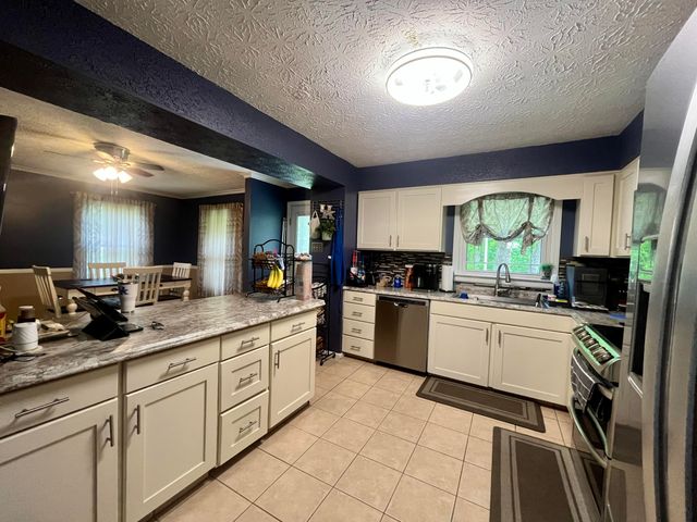 140 Tuit Acres Drive, Corbin, KY 40701