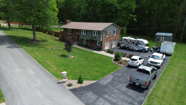 140 Tuit Acres Drive, Corbin, KY 40701