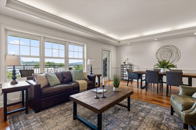 737 Battery Place 302, Chattanooga, TN 37403