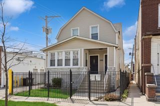4817 W Dakin Street, Chicago, IL 60641