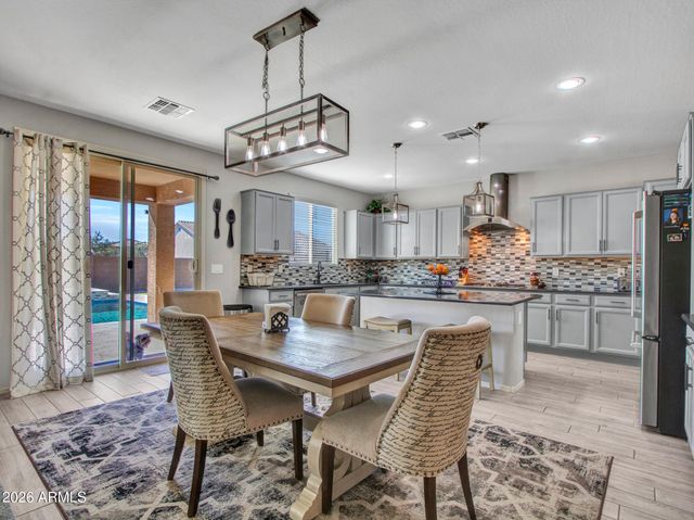 18971 W CLINTON Street, Surprise, AZ 85388