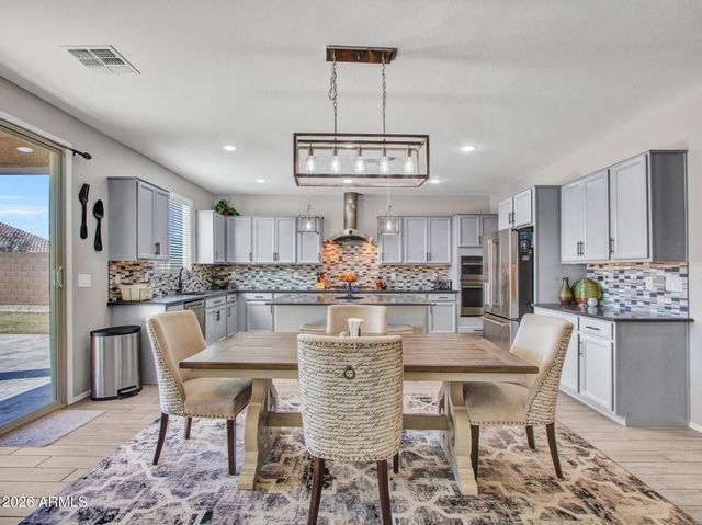 18971 W CLINTON Street, Surprise, AZ 85388