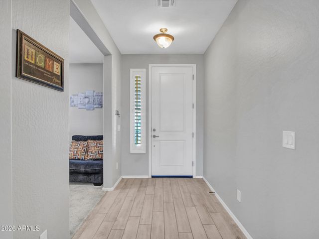 18971 W CLINTON Street, Surprise, AZ 85388