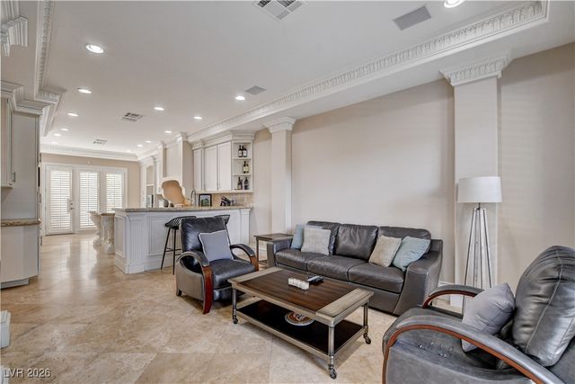 7980 Castle Pines Avenue, Las Vegas, NV 89113