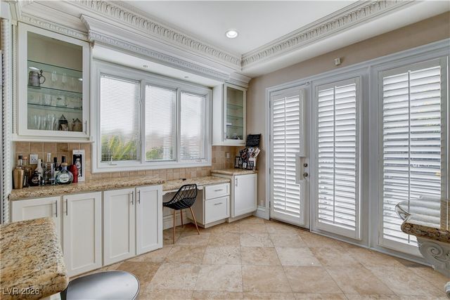 7980 Castle Pines Avenue, Las Vegas, NV 89113