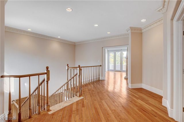 7980 Castle Pines Avenue, Las Vegas, NV 89113