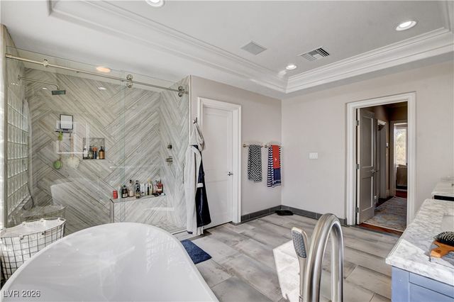 7980 Castle Pines Avenue, Las Vegas, NV 89113