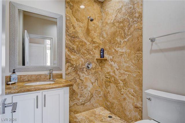 7980 Castle Pines Avenue, Las Vegas, NV 89113