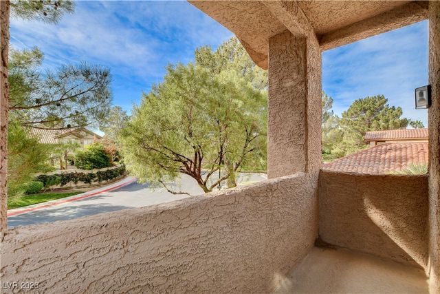 7980 Castle Pines Avenue, Las Vegas, NV 89113