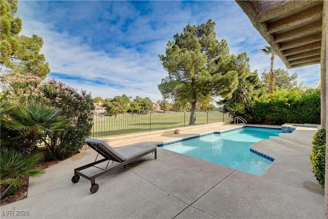 7980 Castle Pines Avenue, Las Vegas, NV 89113