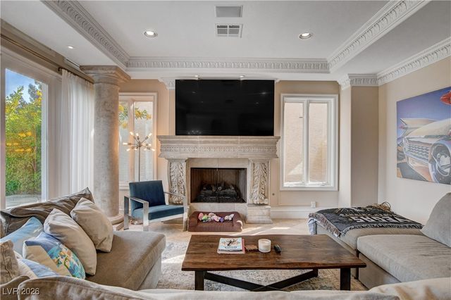 7980 Castle Pines Avenue, Las Vegas, NV 89113