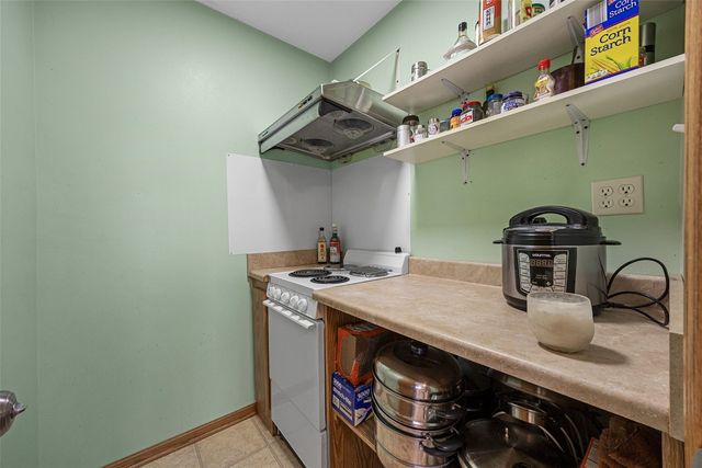 1346 Sweeting Lane, Coralville, IA 52241