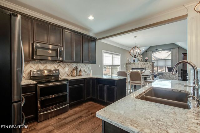 8346 Shoregate Lane, Knoxville, TN 37938