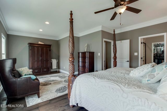 8346 Shoregate Lane, Knoxville, TN 37938