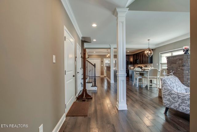 8346 Shoregate Lane, Knoxville, TN 37938