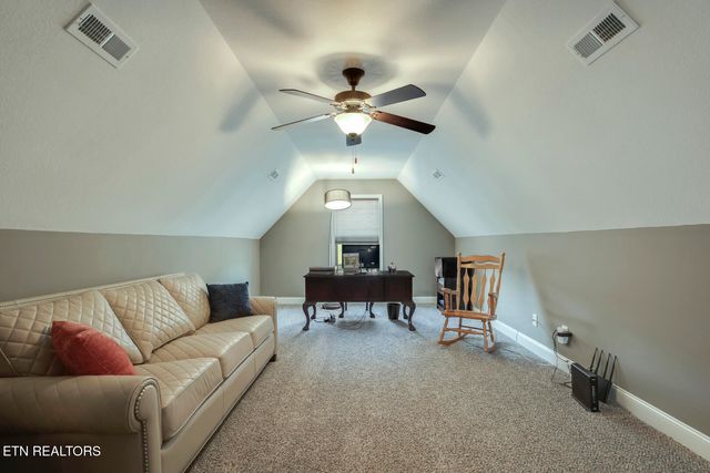 8346 Shoregate Lane, Knoxville, TN 37938