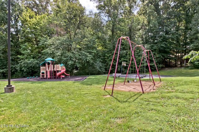 8346 Shoregate Lane, Knoxville, TN 37938