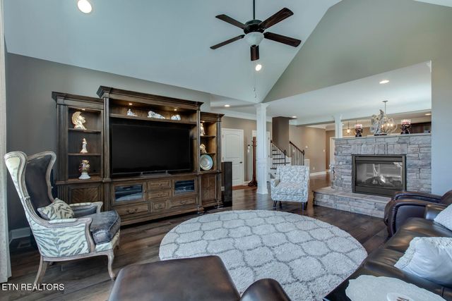 8346 Shoregate Lane, Knoxville, TN 37938