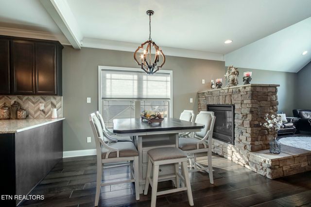 8346 Shoregate Lane, Knoxville, TN 37938