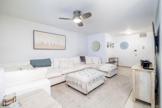 430 Shore Road 2E, Long Beach, NY 11561