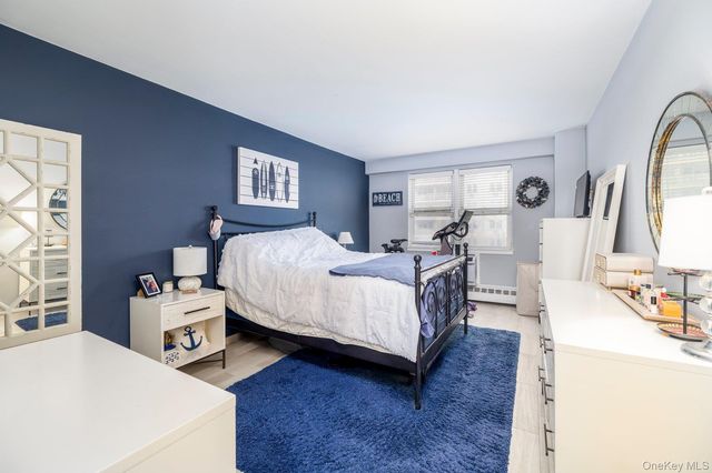 430 Shore Road 2E, Long Beach, NY 11561