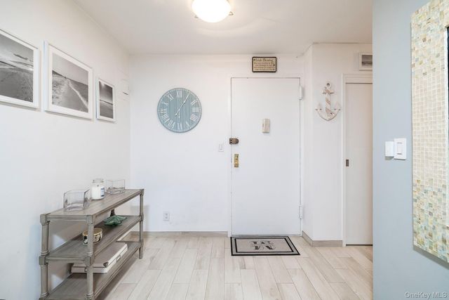 430 Shore Road 2E, Long Beach, NY 11561