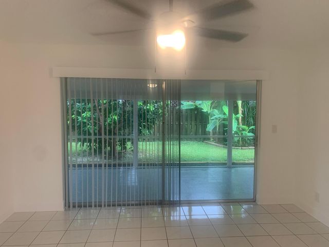 9350 NW 38th Place, Sunrise, FL 33351