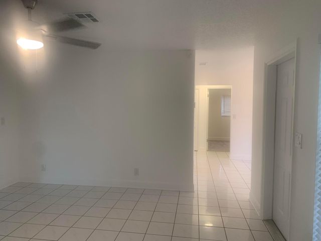 9350 NW 38th Place, Sunrise, FL 33351
