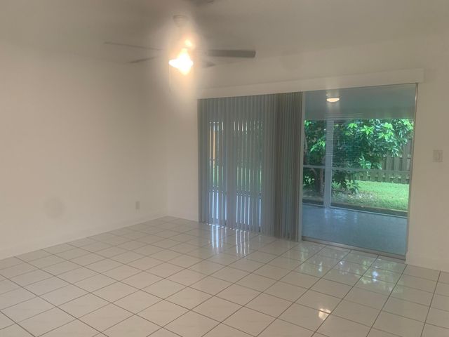 9350 NW 38th Place, Sunrise, FL 33351
