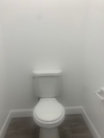 9350 NW 38th Place, Sunrise, FL 33351