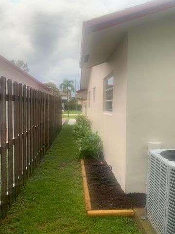 9350 NW 38th Place, Sunrise, FL 33351