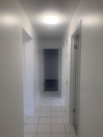 9350 NW 38th Place, Sunrise, FL 33351