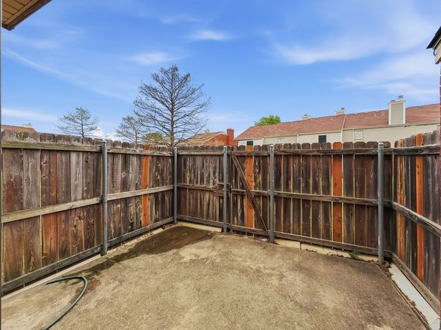 214 Samuel Boulevard 1 H, Coppell, TX 75019