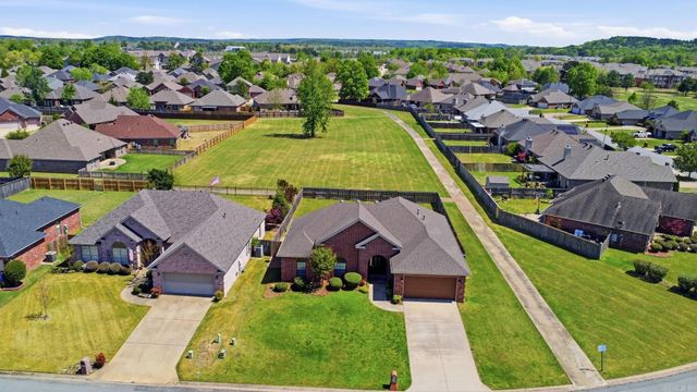 123 Auriel Circle, Maumelle, AR 72113