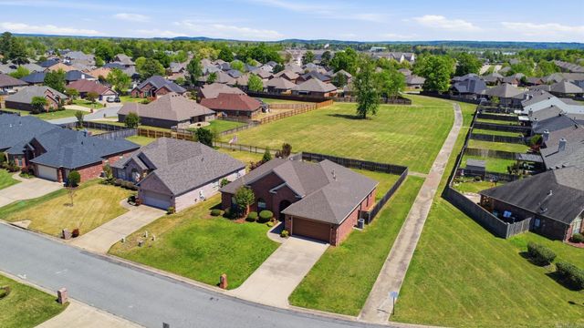 123 Auriel Circle, Maumelle, AR 72113