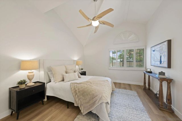 12559 El Camino Real B, San Diego, CA 92130