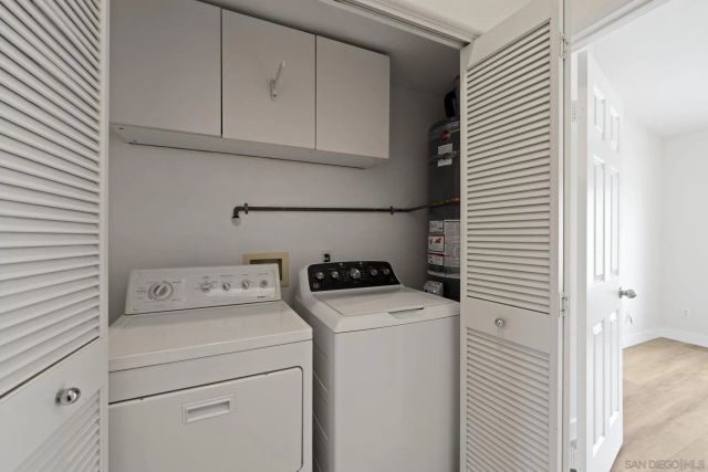 12559 El Camino Real B, San Diego, CA 92130