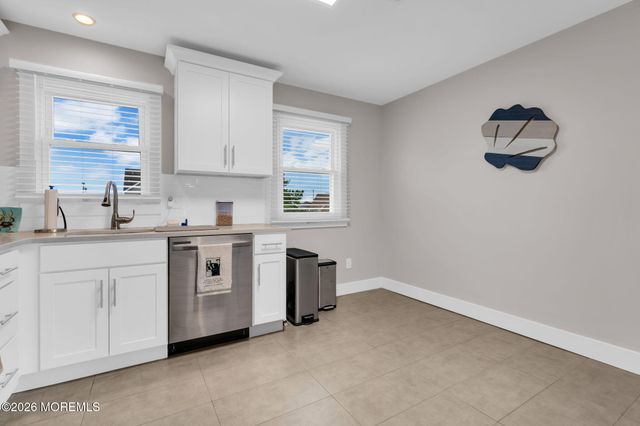 39 Green Island Road, Toms River, NJ 08753