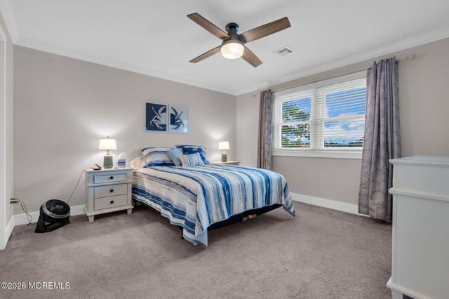 39 Green Island Road, Toms River, NJ 08753