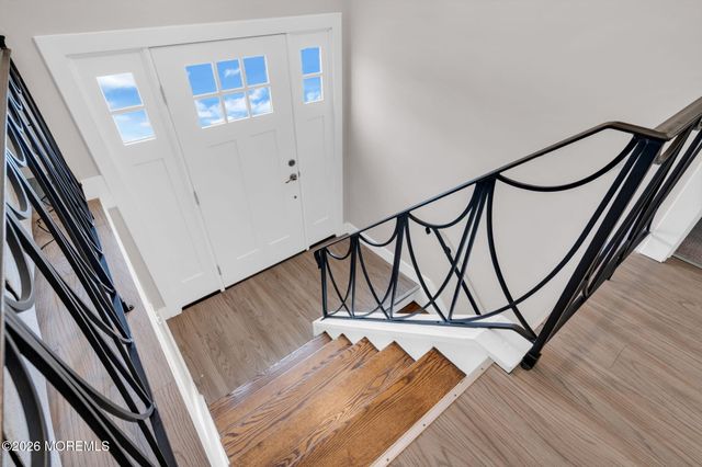 39 Green Island Road, Toms River, NJ 08753