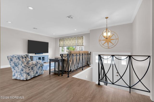 39 Green Island Road, Toms River, NJ 08753