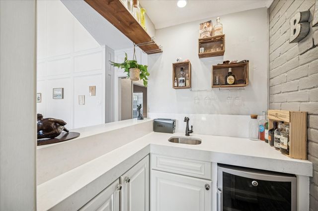 11415 Del Monte Drive, Houston, TX 77077