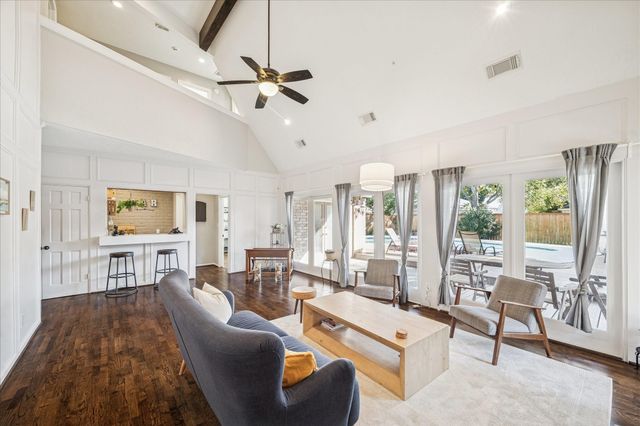 11415 Del Monte Drive, Houston, TX 77077